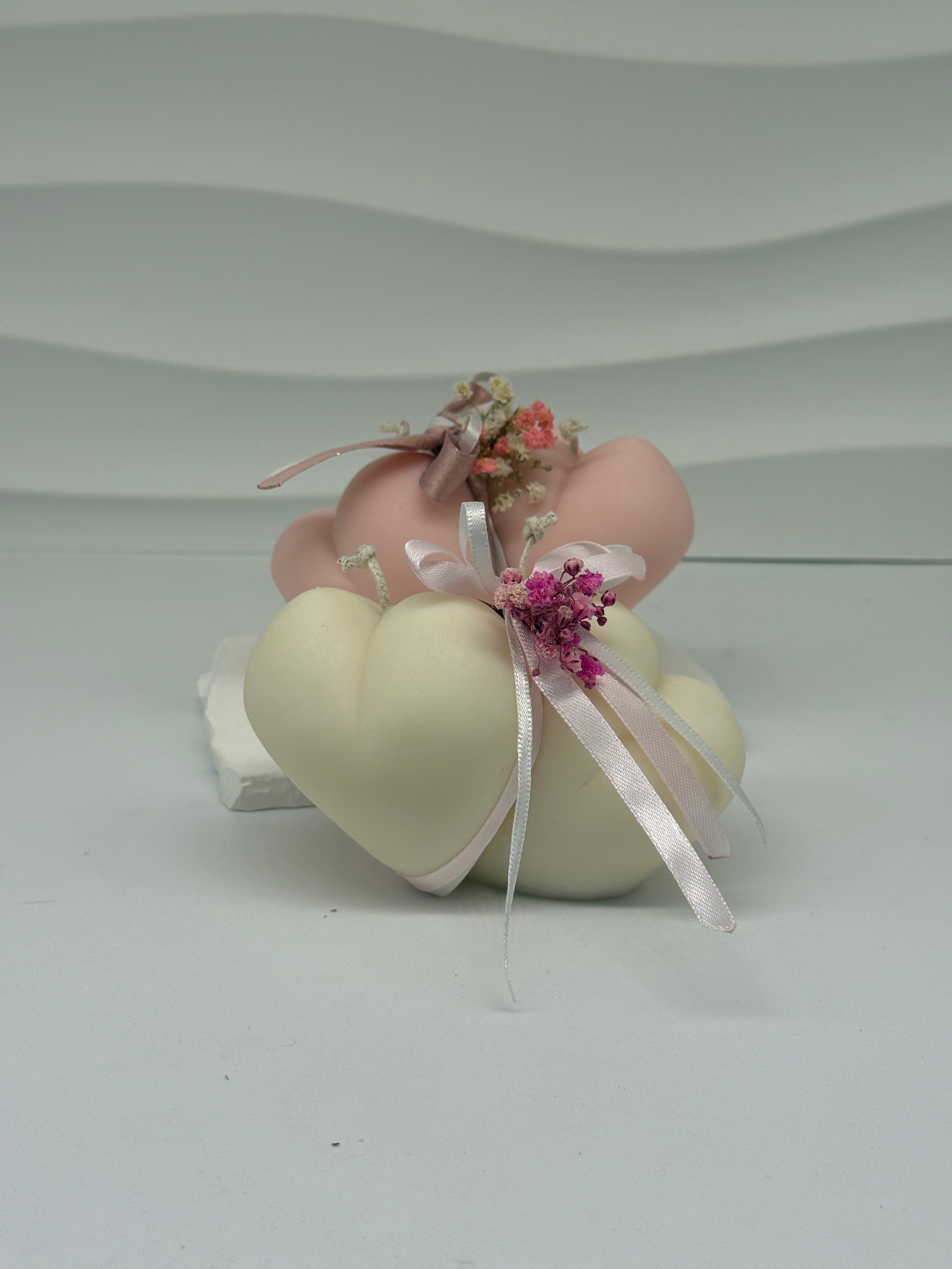 Valentin-Herz /Rapswachskerze Herz Standkerze Floma Candle & More