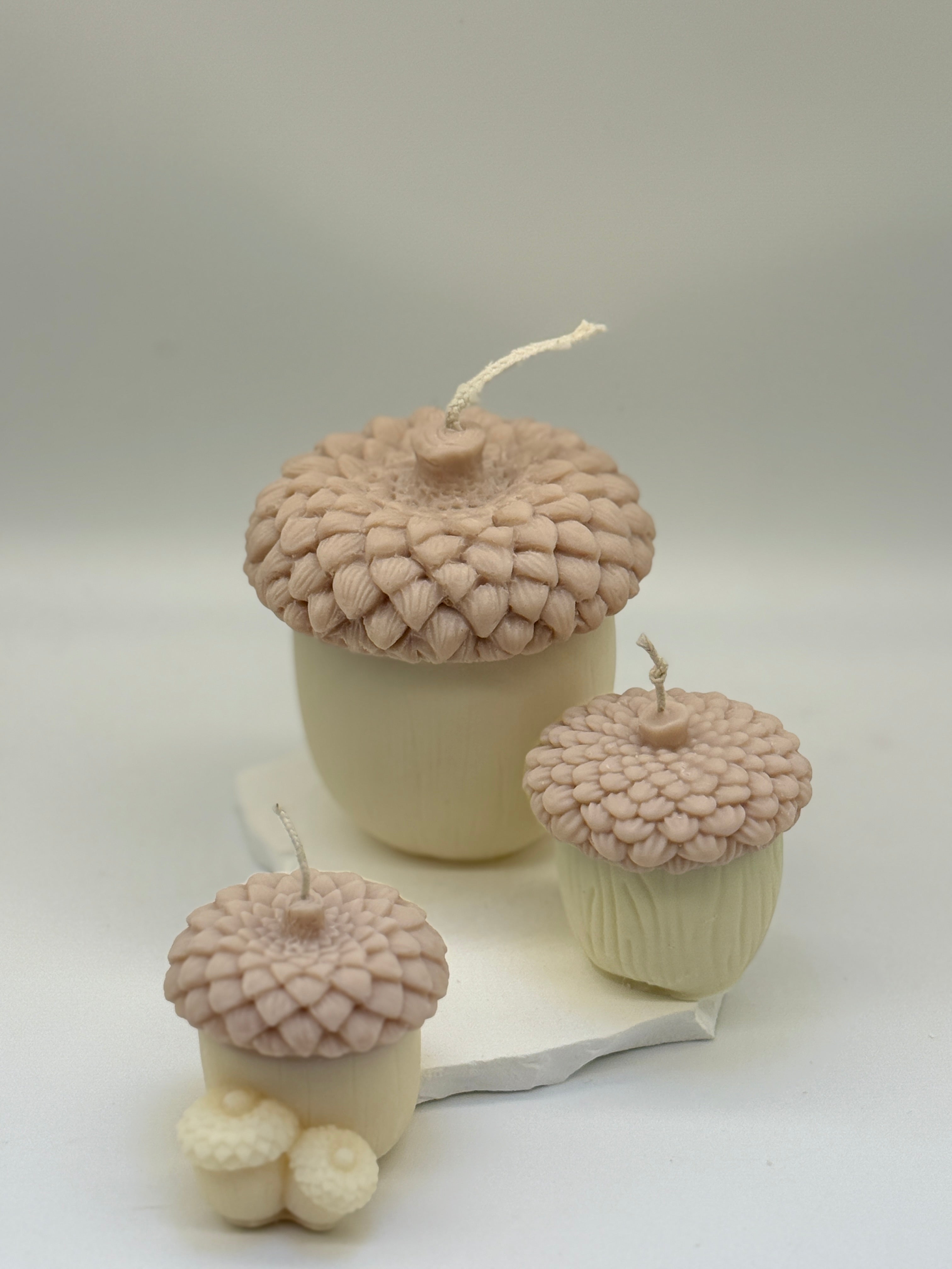 Eichel Kerze Standkerze Floma Candle & More Beige/ Weiß S