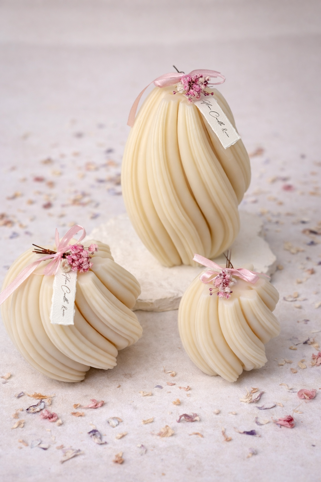 Flame / Handgefertigte Designkerzen aus Rapswachs – Nachhaltige Deko mit Stil Standkerze Floma Candel & more