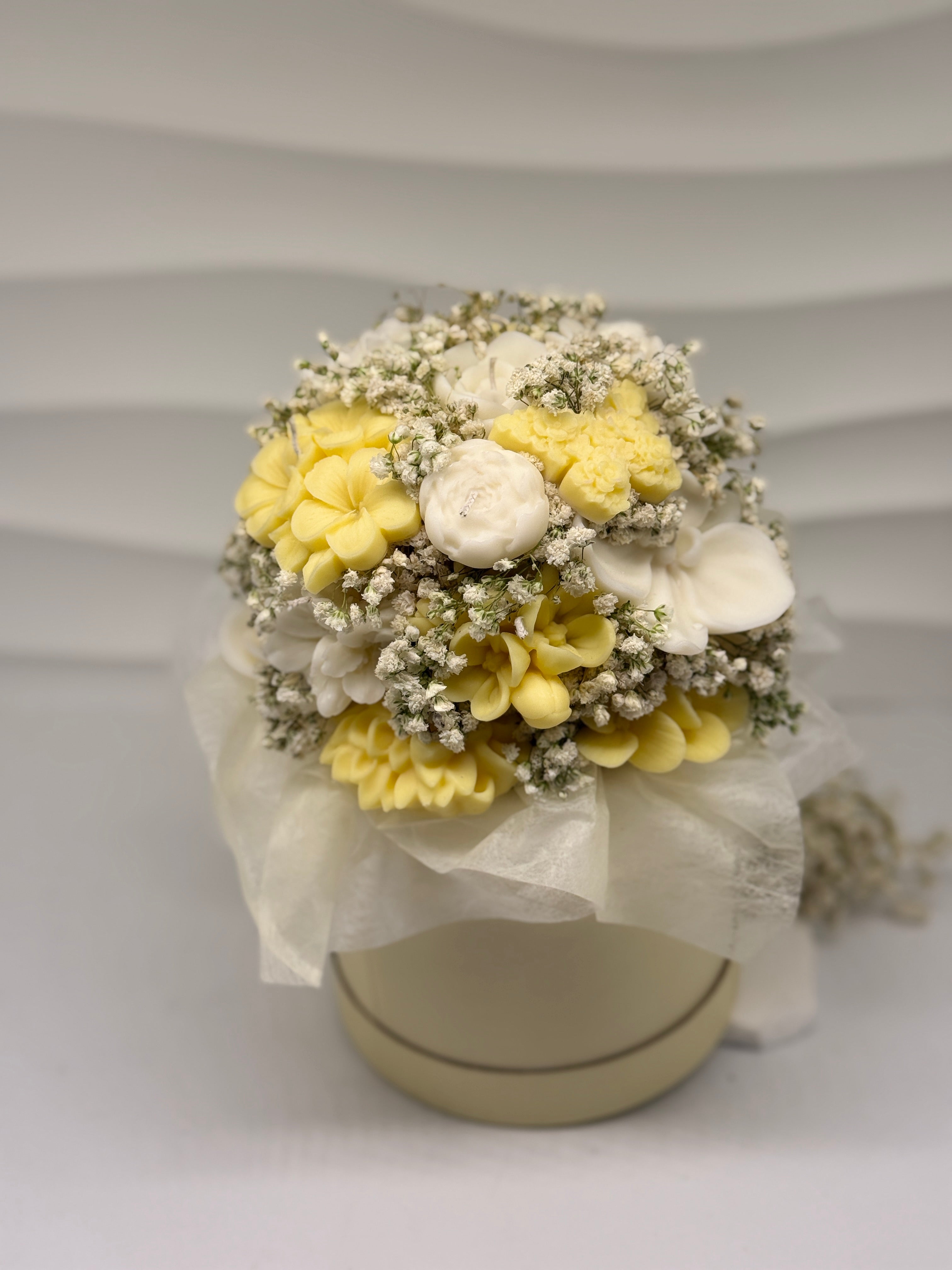 Kerzenblumenstrauß " Lemon " aus Rapswachs, Blumenkerze Gelb Weiß Flowerbox Floma Candle & More
