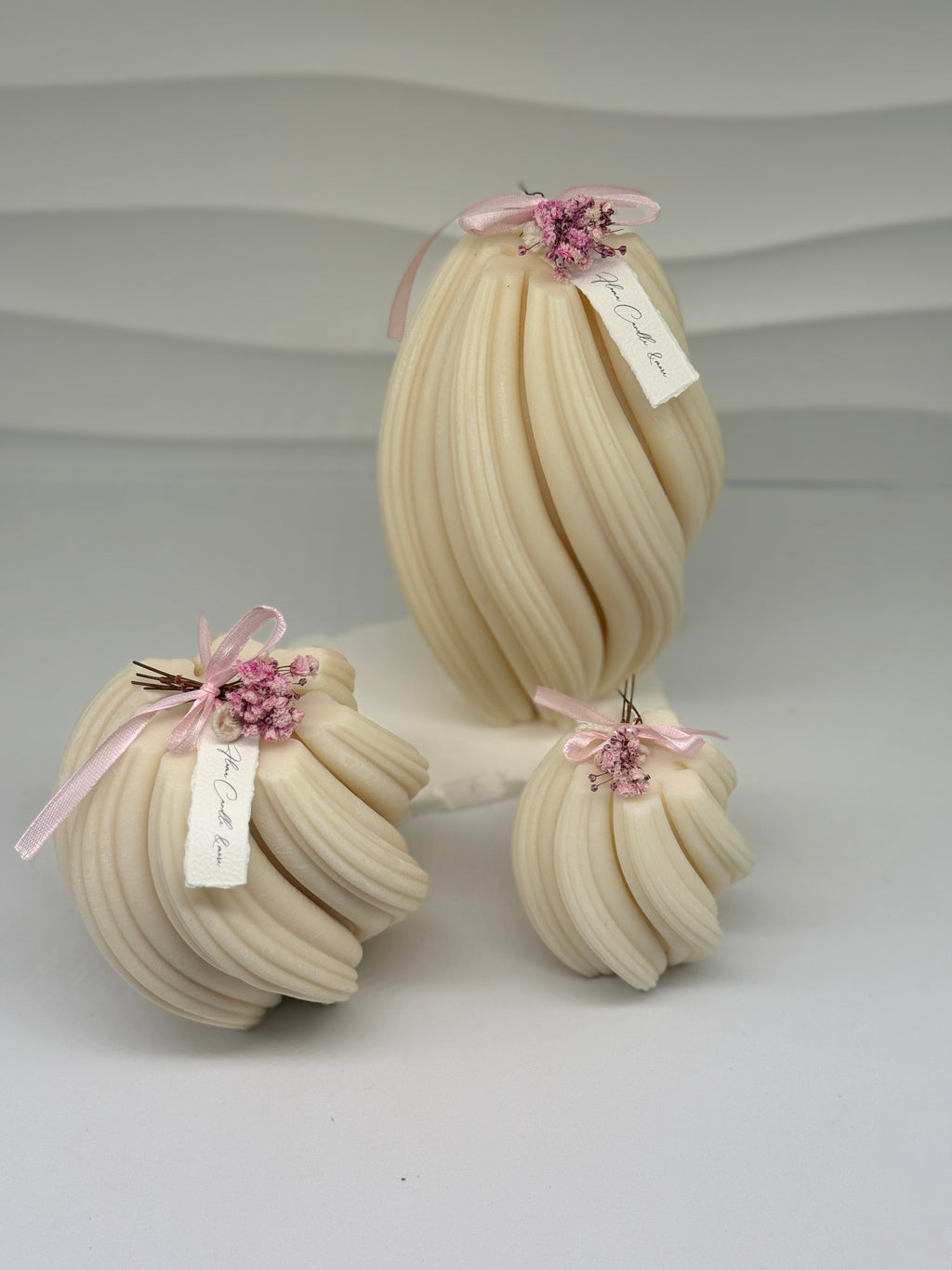 Flame / Handgefertigte Designkerzen aus Rapswachs – Nachhaltige Deko mit Stil Standkerze Floma Candel & more