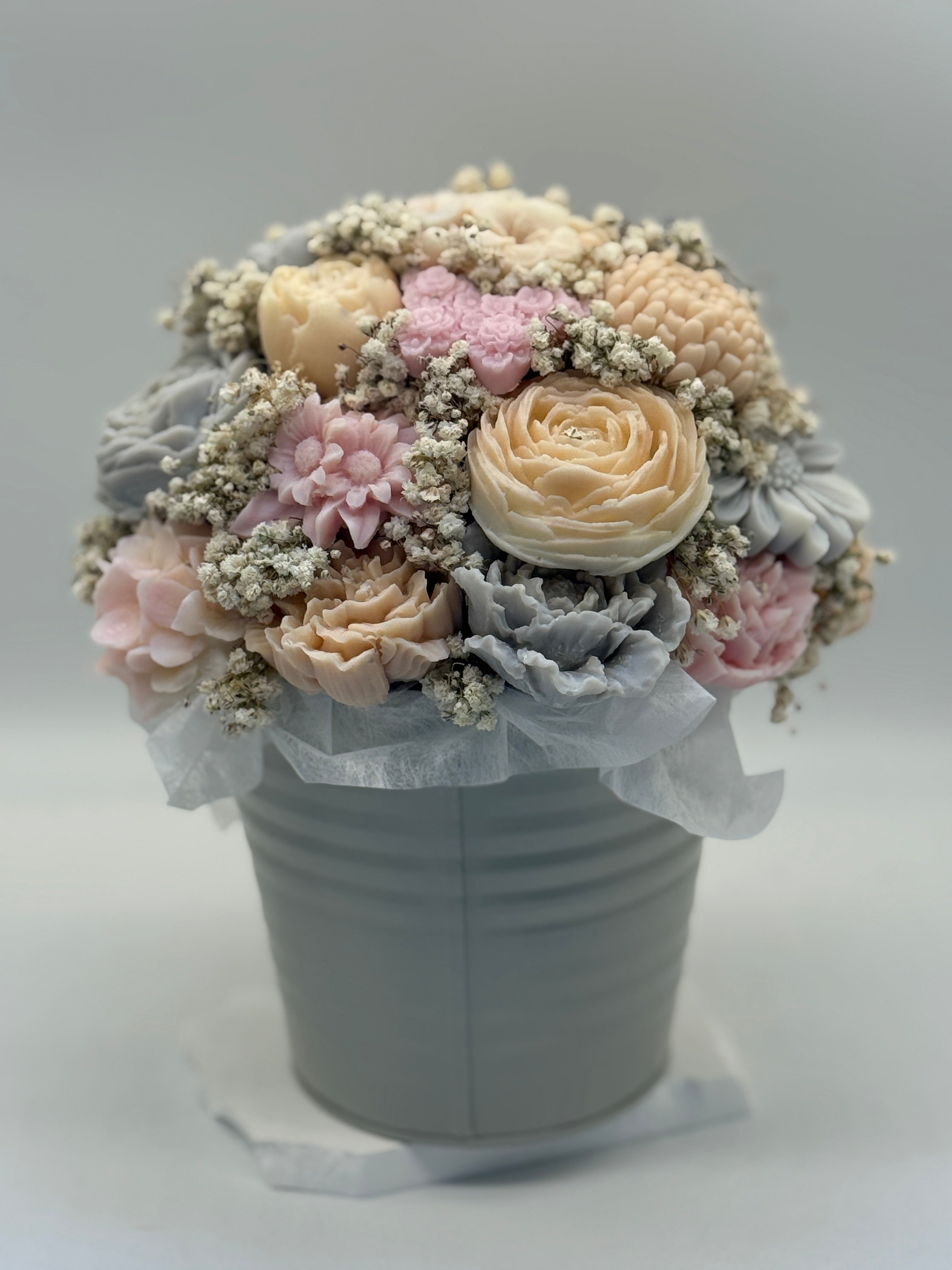 Kerzenstrauß „ Luna Pastell “ in Metalltopf mit Duft ( La vie est belle) Standkerze Floma Candle & More