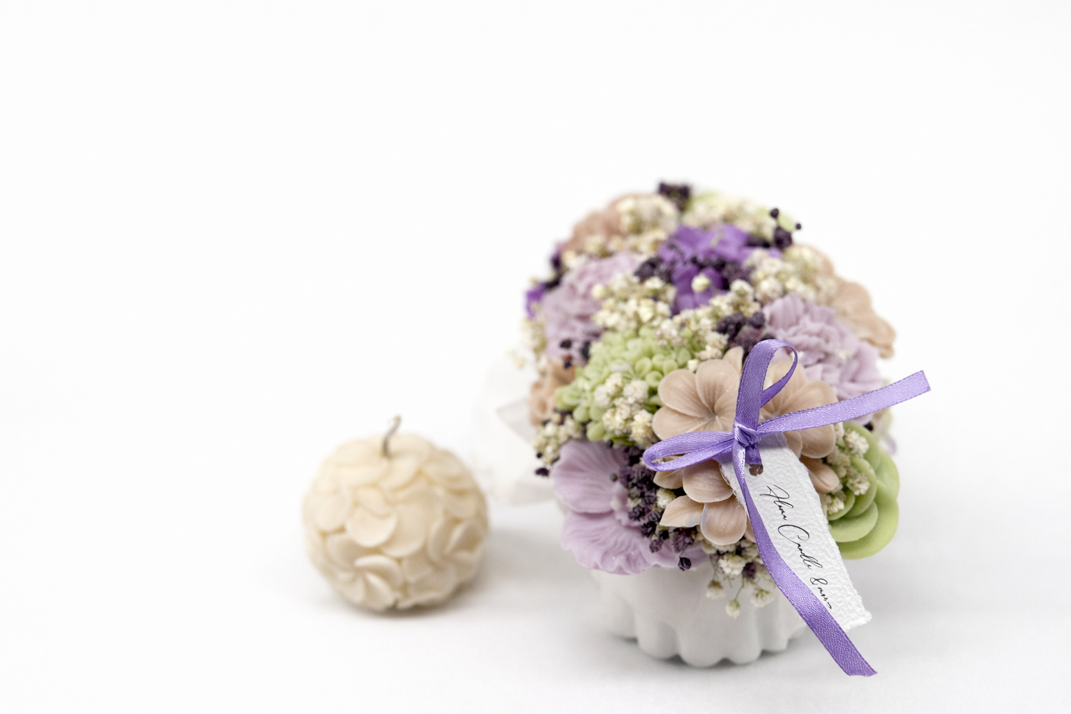 Kerzenstrauß „ Whisper „ in handgefertigten Kermiktopf