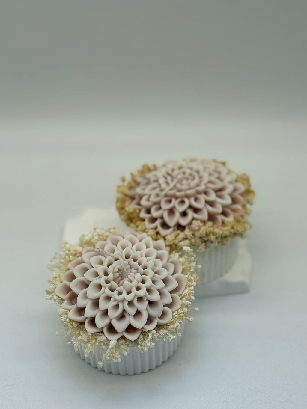 One Kerzenstrauß in handgefertigten Keramiktöpfchen Flowerbox Floma Candle & More