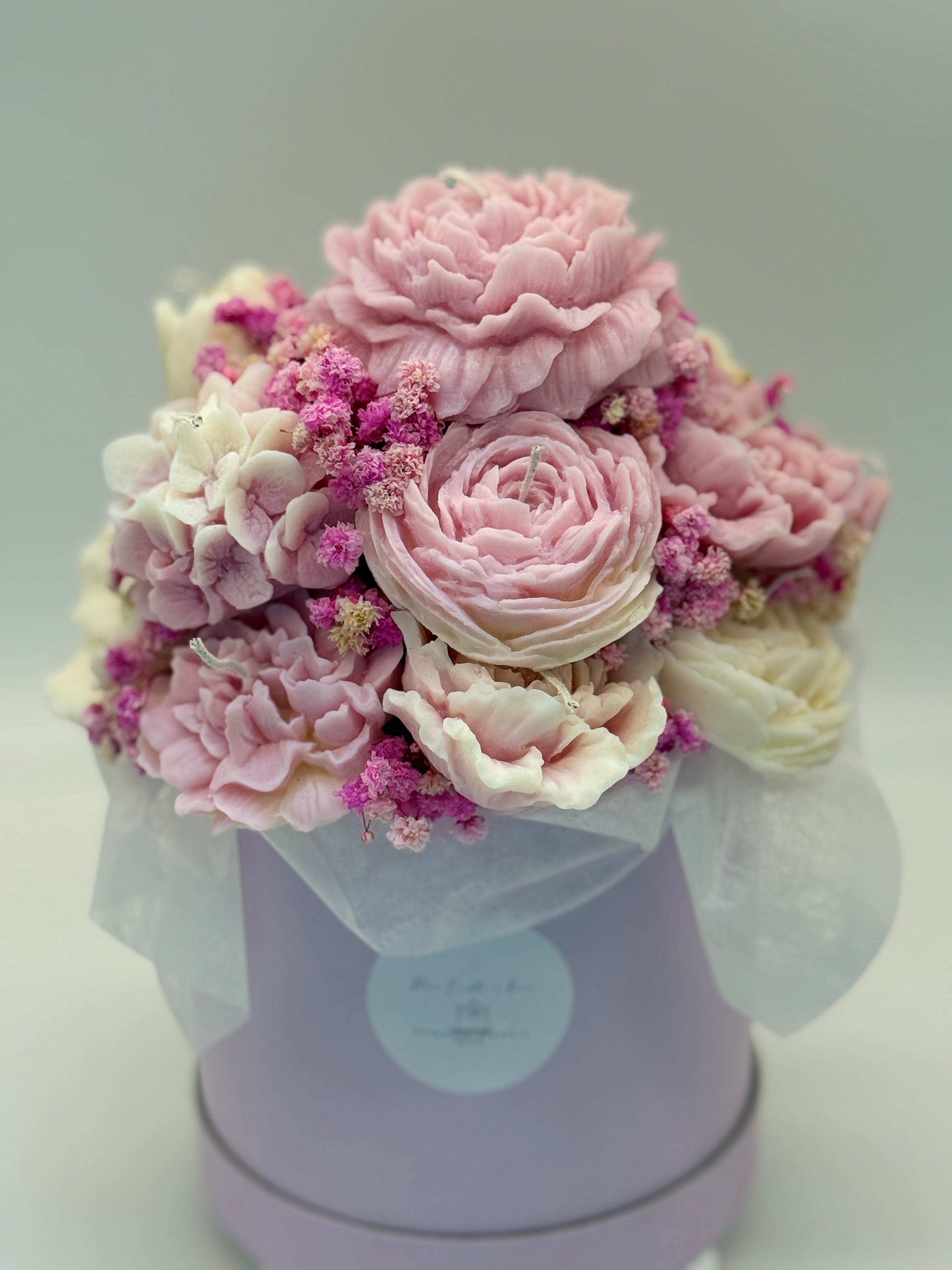 Kerzenstrauß „ Skara Rosa“ in Geschenktopf Standkerze Floma Candle & More