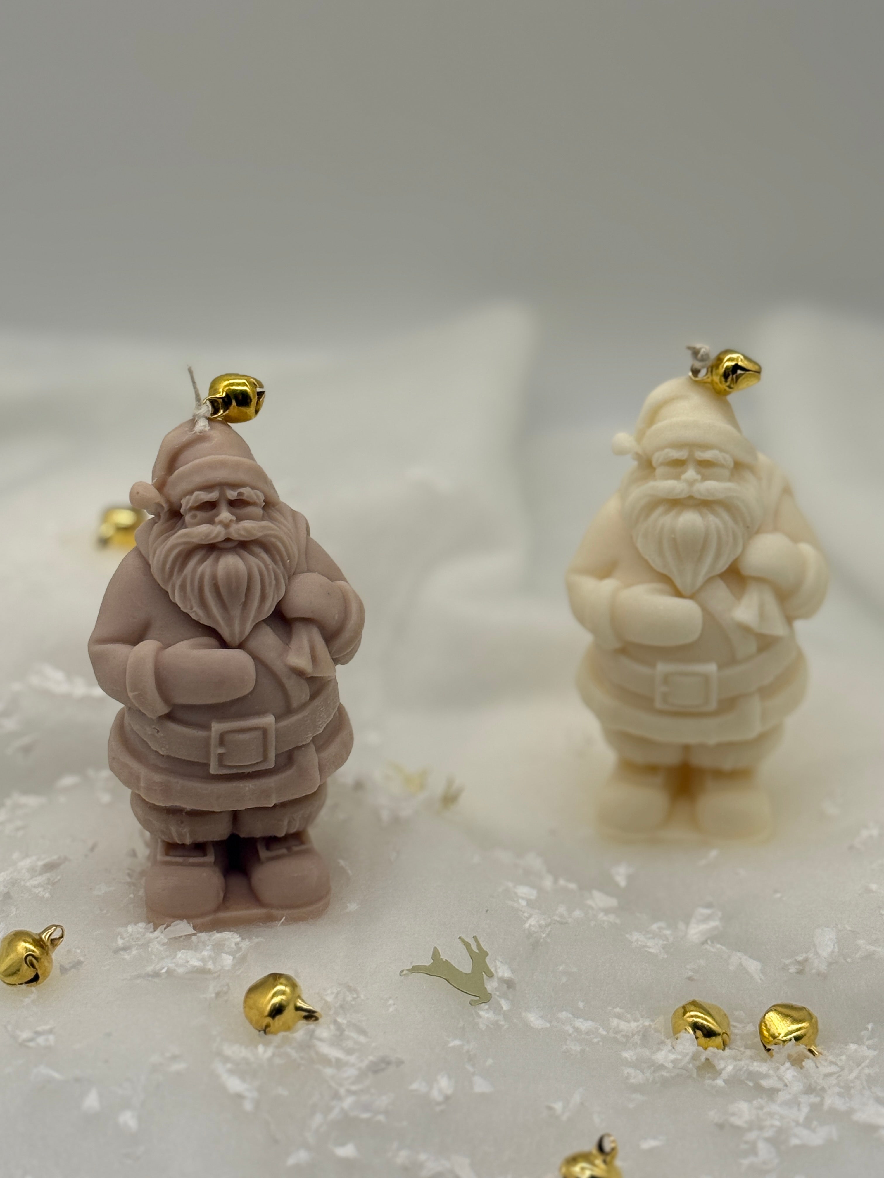 Santa Claus Kerze Standkerze Floma Candle & More Weiß