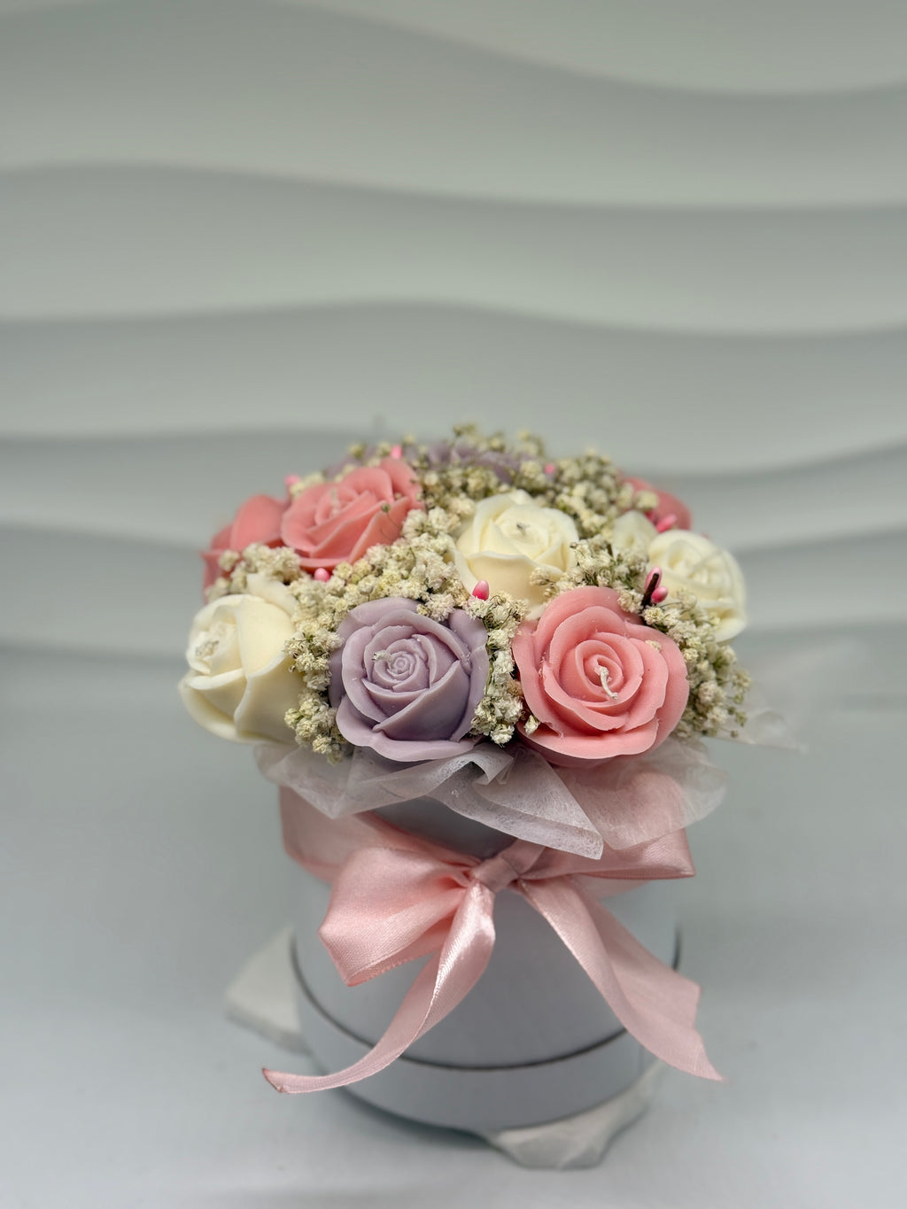 Poesie | Kerzenblumenstrauß aus Rosen in Pastell Flowerbox Floma Candle & More