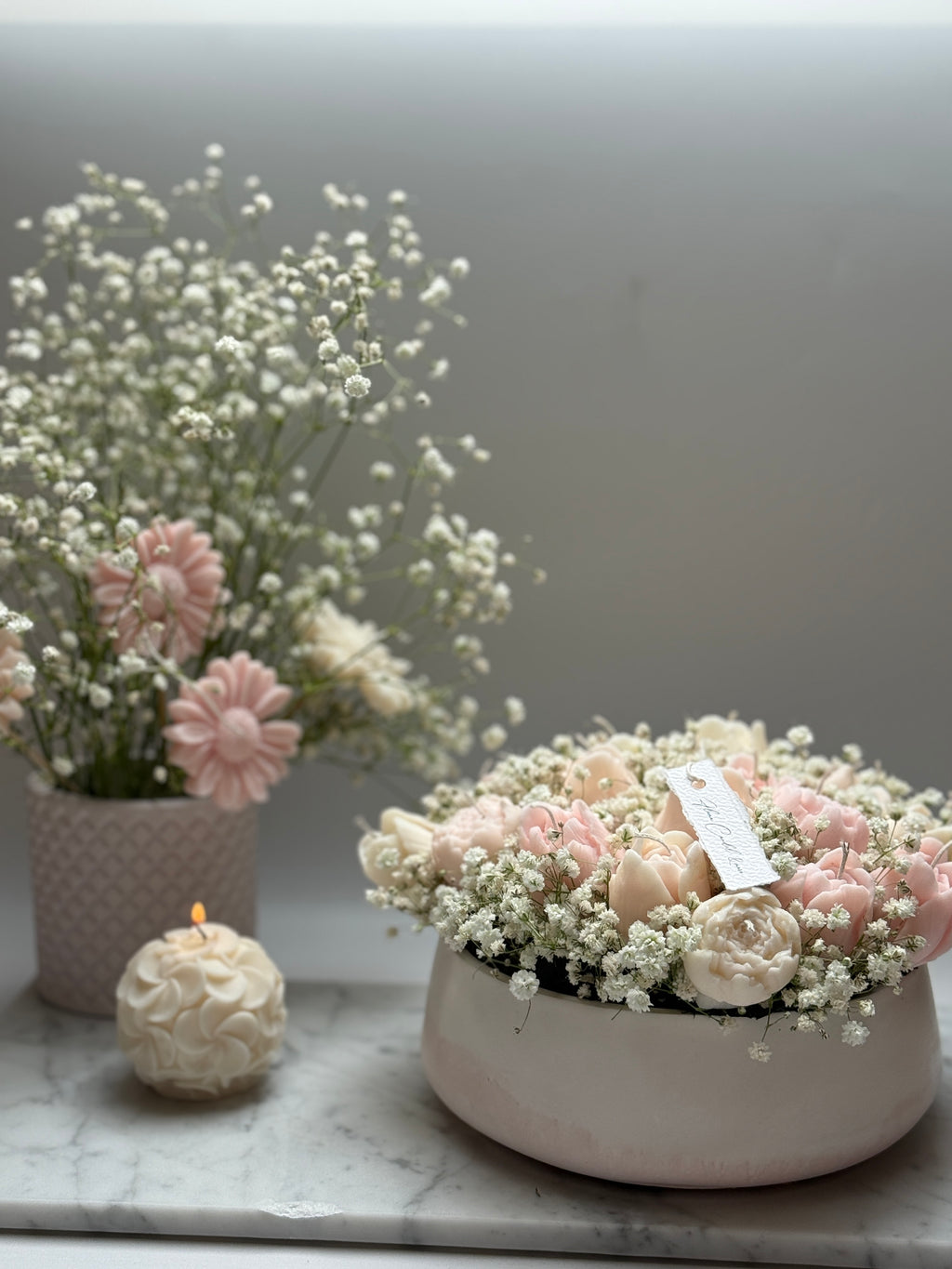 Soft Tulip / Blumenkerzen-Schale – Handgemachte Tulpenkerzen in Keramik-Schale Behälterkerzen Floma Candel & more