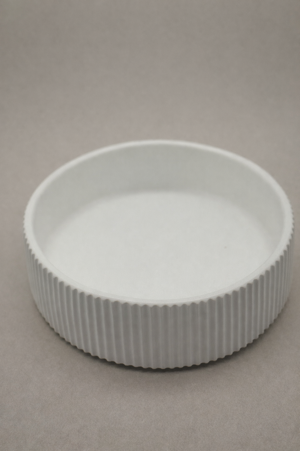 Skandi /Minimalistische Deko-Schale in Weiß – Runde Ablageschale im modernen Skandi-Design Schale Floma Candle & More