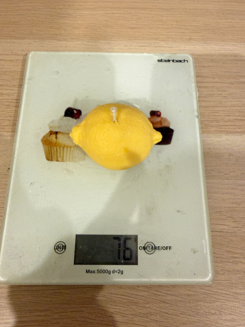 Zitronen Kerze aus Rapswachs, Duftkerze Zitrone Duftkerzen Floma Candle & More