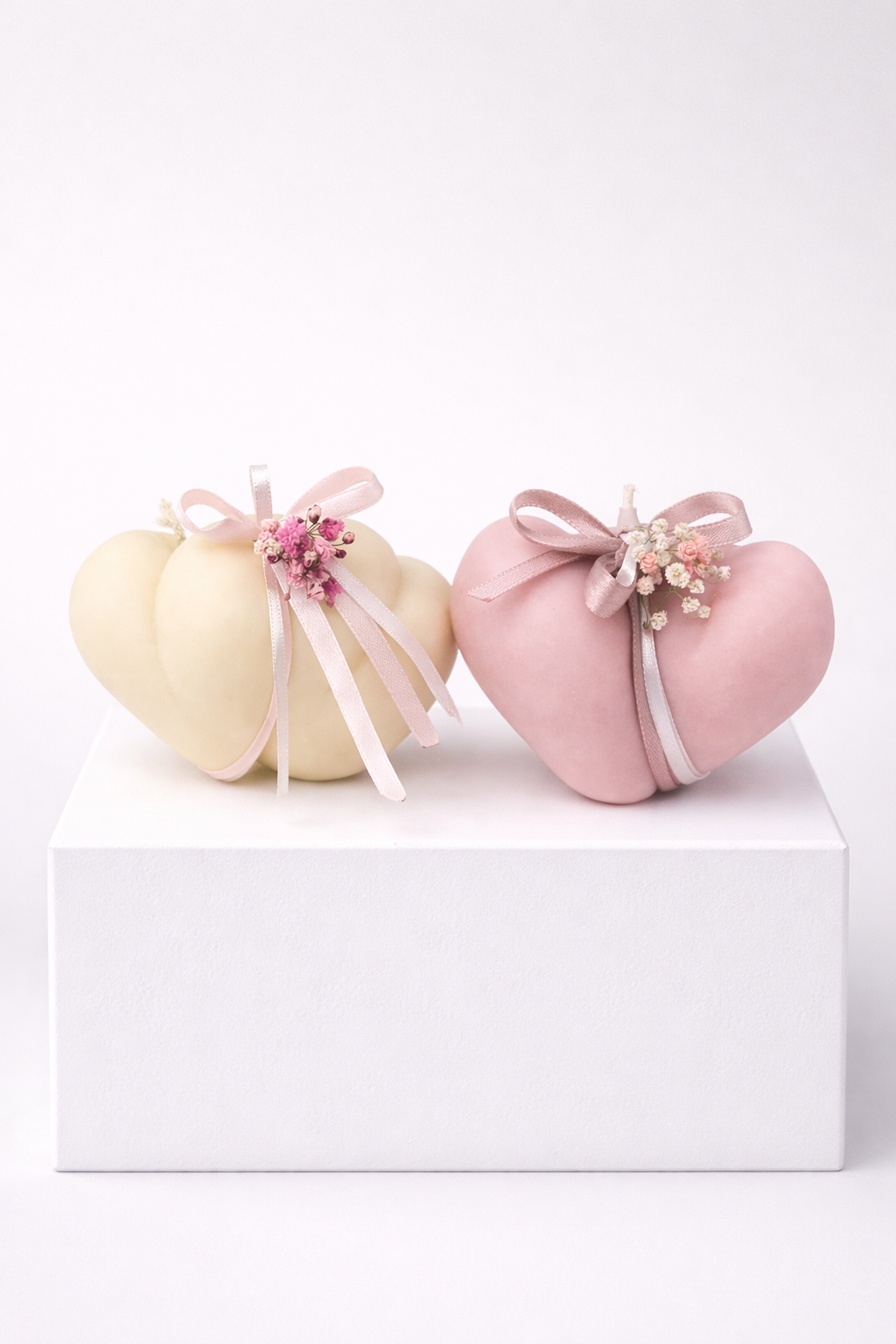 Valentin-Herz /Rapswachskerze Herz Standkerze Floma Candle & More