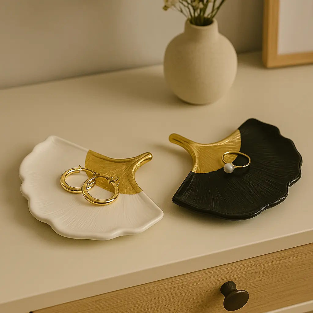 Ginkoblattteller in 2 Farben erhältich Teller Floma Candel & more